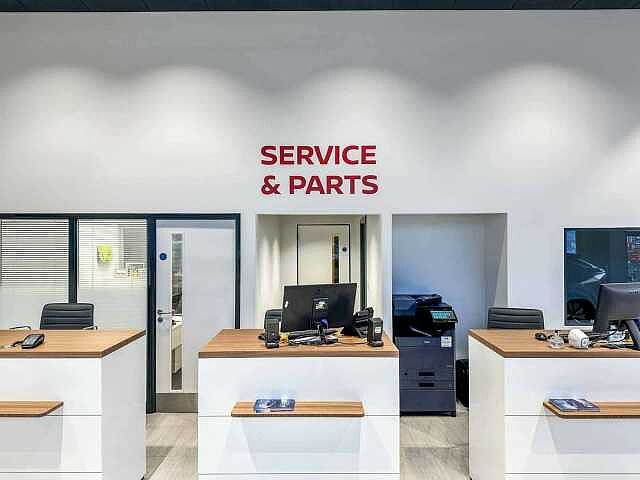 Nissan Qashqai 1.3 DIG-T MHEV Acenta Premium SUV 5dr Petrol Hybrid Manual Euro 6 (s/s) (140 ps)