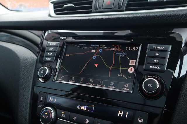 Nissan Qashqai 1.3 DIG-T N-Connecta SUV 5dr Petrol DCT Auto Euro 6 (s/s) (160 ps)