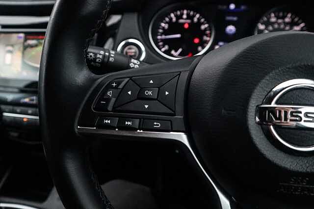 Nissan Qashqai 1.3 DIG-T Tekna SUV 5dr Petrol DCT Auto Euro 6 (s/s) (160 ps)