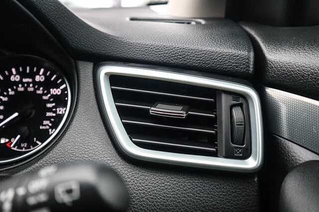 Nissan Qashqai 1.3 DIG-T Tekna SUV 5dr Petrol DCT Auto Euro 6 (s/s) (160 ps)