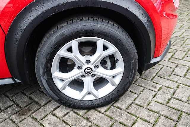 Nissan Juke 1.0 DIG-T N-Connecta SUV 5dr Petrol DCT Auto Euro 6 (s/s) (114 ps)