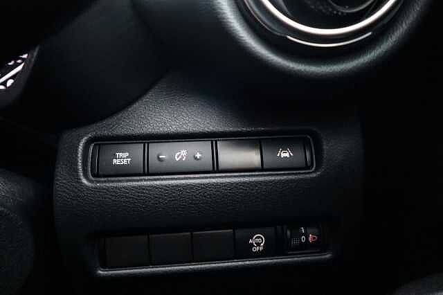 Nissan Juke 1.0 DIG-T N-Connecta SUV 5dr Petrol DCT Auto Euro 6 (s/s) (114 ps)