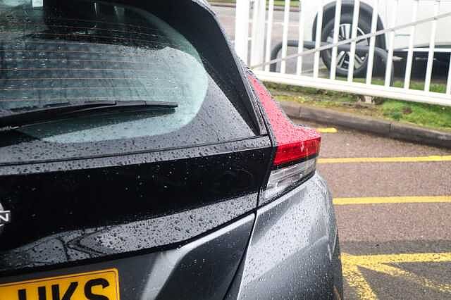 Nissan Leaf 39kWh Acenta Hatchback 5dr Electric Auto (150 ps)