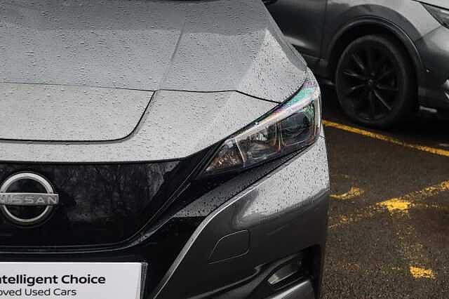 Nissan Leaf 39kWh Acenta Hatchback 5dr Electric Auto (150 ps)