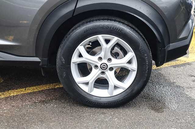 Nissan Juke 1.0 DIG-T N-Connecta SUV 5dr Petrol DCT Auto Euro 6 (s/s) (114 ps)