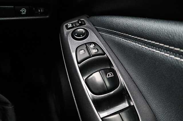 Nissan Juke 1.0 DIG-T N-Connecta SUV 5dr Petrol DCT Auto Euro 6 (s/s) (114 ps)