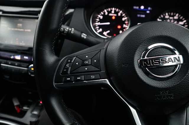 Nissan Qashqai 1.3 DIG-T Acenta Premium SUV 5dr Petrol Manual Euro 6 (s/s) (140 ps)