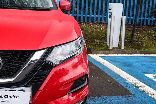 Nissan Qashqai 1.3 DIG-T Acenta Premium SUV 5dr Petrol Manual Euro 6 (s/s) (140 ps)