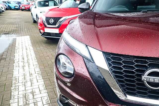 Nissan Juke 1.0 DIG-T N-Connecta SUV 5dr Petrol Manual Euro 6 (s/s) (114 ps)