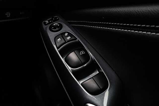 Nissan Juke 1.0 DIG-T N-Connecta SUV 5dr Petrol Manual Euro 6 (s/s) (114 ps)