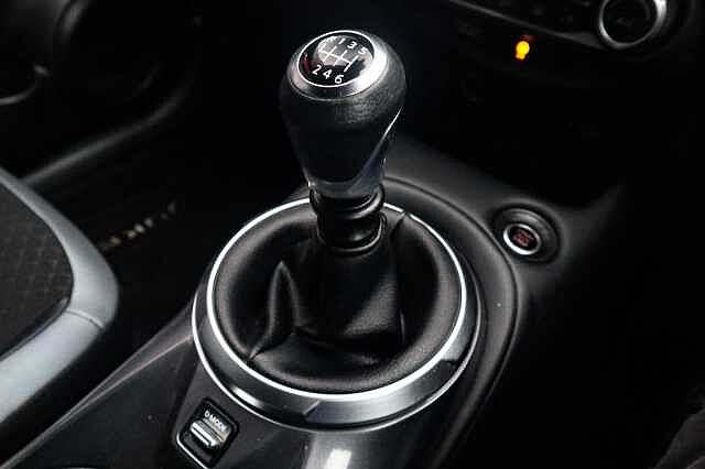 Nissan Juke 1.0 DIG-T N-Connecta SUV 5dr Petrol Manual Euro 6 (s/s) (114 ps)