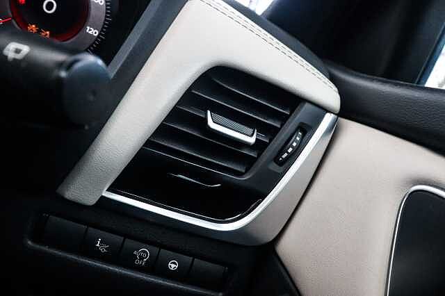 Nissan Qashqai 1.3 DIG-T MHEV Tekna SUV 5dr Petrol Hybrid Manual Euro 6 (s/s) (140 ps)