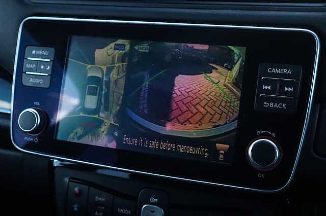 Nissan Leaf 40kWh Tekna Hatchback 5dr Electric Auto (150 ps)