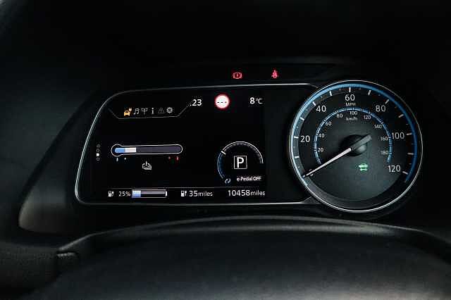 Nissan Leaf 39kWh Acenta Hatchback 5dr Electric Auto (150 ps)