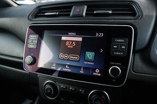 Nissan Leaf 39kWh Acenta Hatchback 5dr Electric Auto (150 ps)