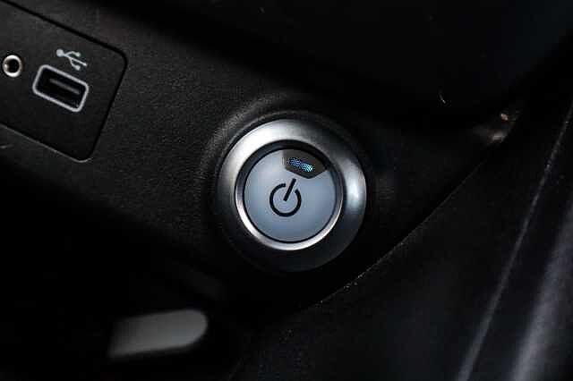 Nissan Leaf 39kWh Acenta Hatchback 5dr Electric Auto (150 ps)