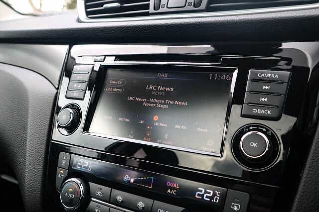 Nissan Qashqai 1.3 DIG-T N-Motion SUV 5dr Petrol DCT Auto Euro 6 (s/s) (160 ps)