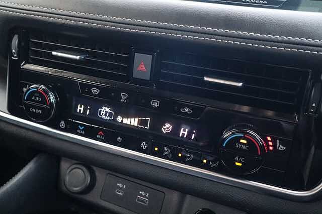 Nissan X-Trail 1.5 h e-POWER Tekna SUV 5dr Petrol Hybrid Auto Euro 6 (s/s) (204 ps)