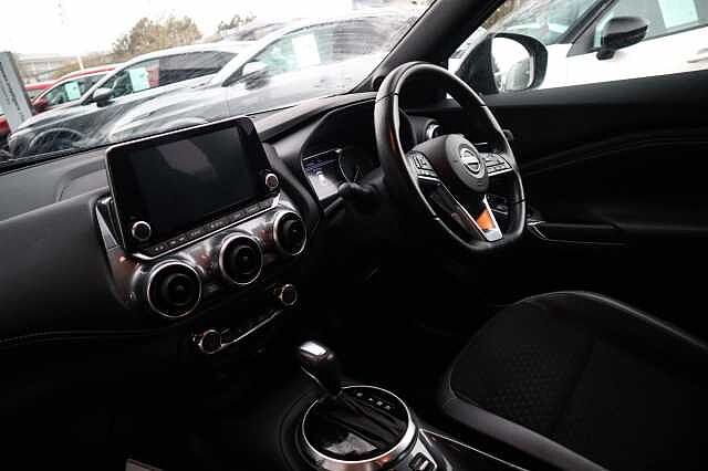 Nissan Juke 1.6 N-Connecta SUV 5dr Petrol Hybrid Auto Euro 6 (143 ps)