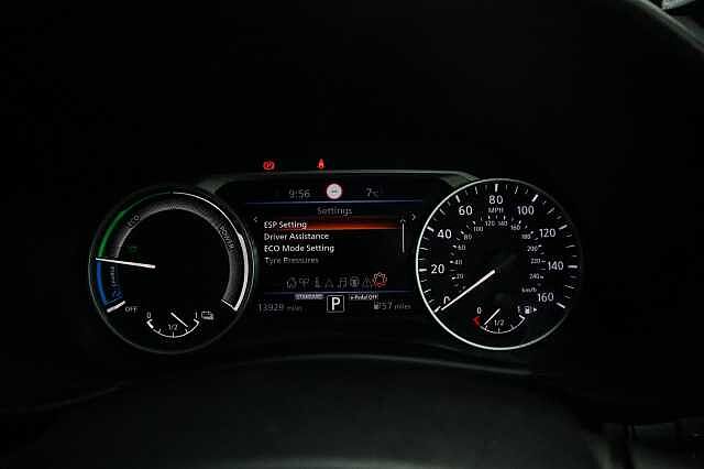 Nissan Juke 1.6 N-Connecta SUV 5dr Petrol Hybrid Auto Euro 6 (143 ps)