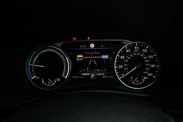 Nissan Juke 1.6 N-Connecta SUV 5dr Petrol Hybrid Auto Euro 6 (143 ps)