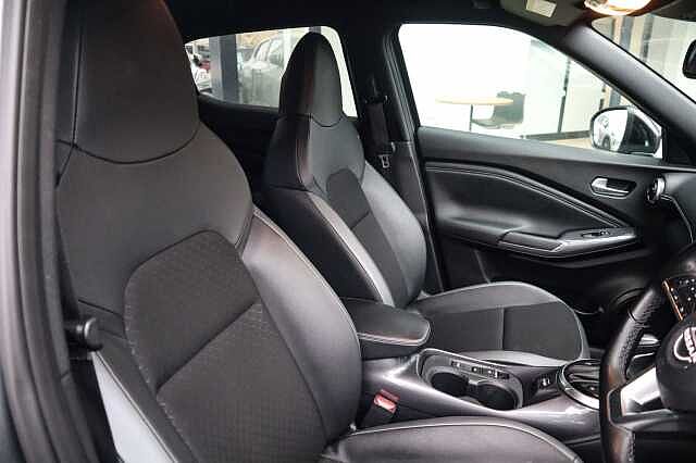 Nissan Juke 1.6 N-Connecta SUV 5dr Petrol Hybrid Auto Euro 6 (143 ps)