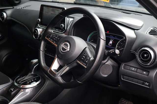 Nissan Juke 1.6 N-Connecta SUV 5dr Petrol Hybrid Auto Euro 6 (143 ps)