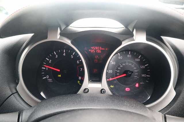 Nissan Juke 1.6 Tekna SUV 5dr Petrol XTRON Euro 6 (117 ps)