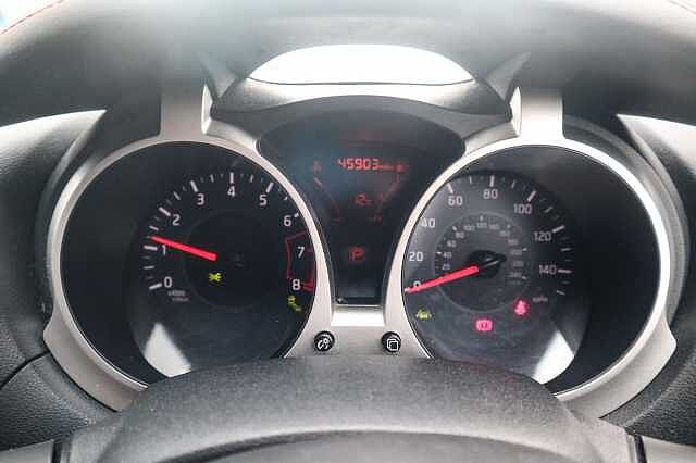 Nissan Juke 1.6 Tekna SUV 5dr Petrol XTRON Euro 6 (117 ps)