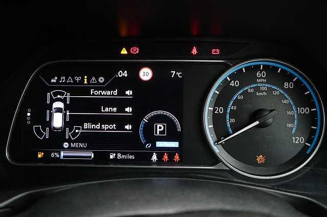 Nissan Leaf 40kWh Tekna Hatchback 5dr Electric Auto (150 ps)