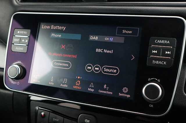 Nissan Leaf 40kWh Tekna Hatchback 5dr Electric Auto (150 ps)