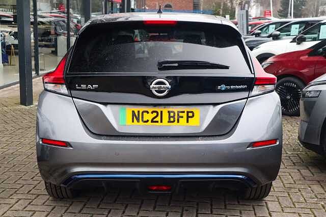 Nissan Leaf 40kWh Tekna Hatchback 5dr Electric Auto (150 ps)