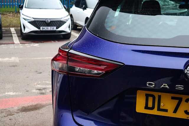 Nissan Qashqai 1.3 DIG-T MHEV Acenta Premium SUV 5dr Petrol Hybrid XTRON Euro 6 (s/s) (158 ps)
