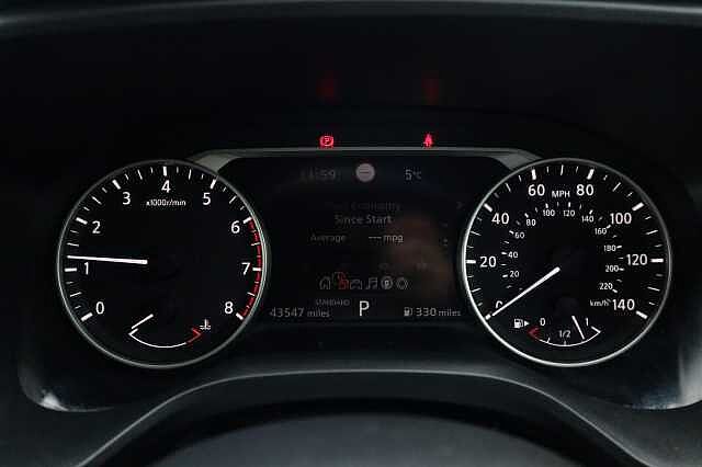 Nissan Qashqai 1.3 DIG-T MHEV Acenta Premium SUV 5dr Petrol Hybrid XTRON Euro 6 (s/s) (158 ps)