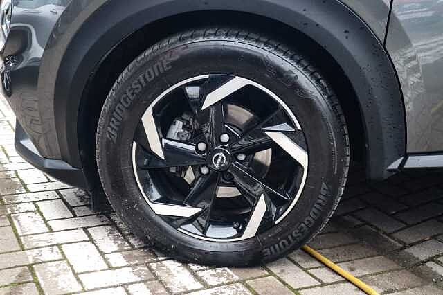 Nissan Juke 1.0 DIG-T N-Connecta SUV 5dr Petrol DCT Auto Euro 6 (s/s) (114 ps)