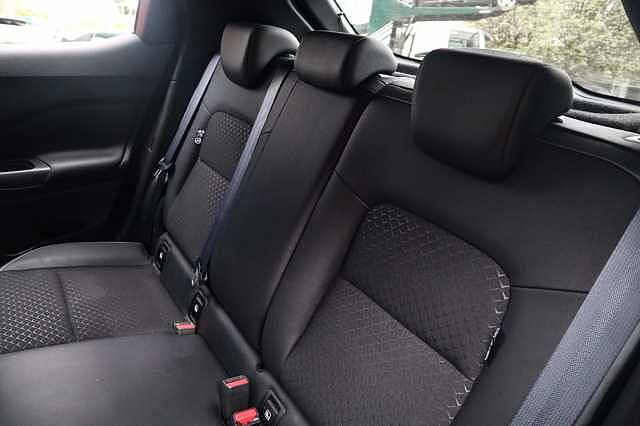 Nissan Juke 1.0 DIG-T N-Connecta SUV 5dr Petrol DCT Auto Euro 6 (s/s) (114 ps)