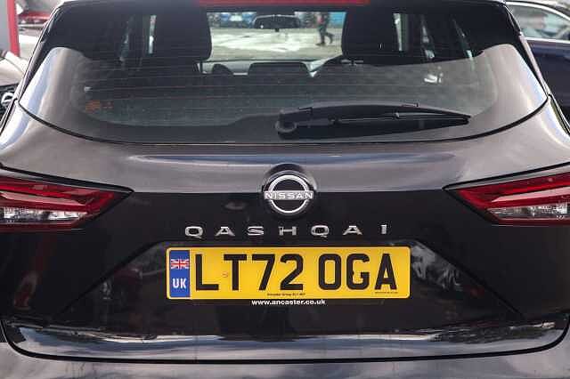 Nissan Qashqai 1.3 DIG-T MHEV Acenta Premium SUV 5dr Petrol Hybrid XTRON Euro 6 (s/s) (158 ps)