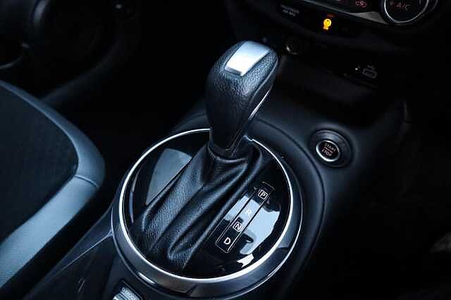 Nissan Juke 1.0 DIG-T N-Connecta SUV 5dr Petrol DCT Auto Euro 6 (s/s) (114 ps)