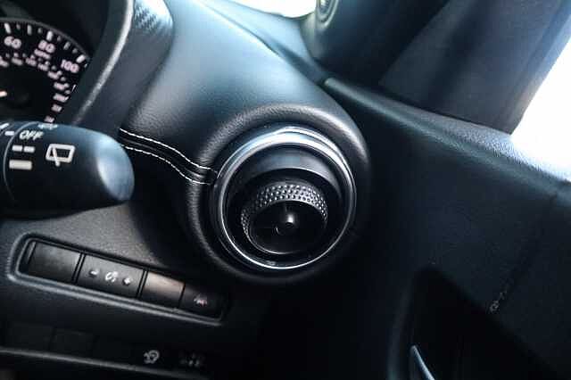 Nissan Juke 1.0 DIG-T N-Connecta SUV 5dr Petrol DCT Auto Euro 6 (s/s) (114 ps)