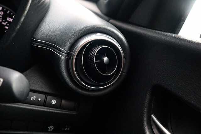 Nissan Juke 1.0 DIG-T Tekna SUV 5dr Petrol Manual Euro 6 (s/s) (114 ps)