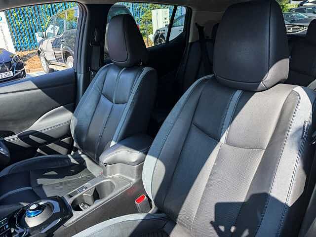 Nissan Leaf 39kWh Tekna Hatchback 5dr Electric Auto (150 ps)