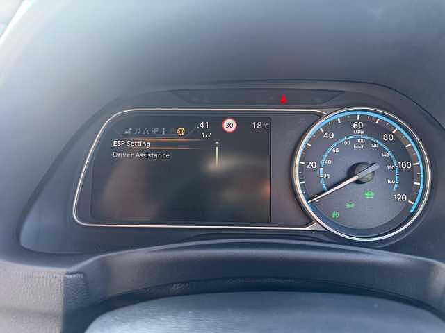 Nissan Leaf 39kWh Tekna Hatchback 5dr Electric Auto (150 ps)