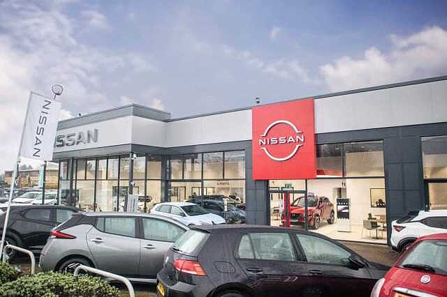 Nissan Leaf 39kWh Tekna Hatchback 5dr Electric Auto (150 ps)