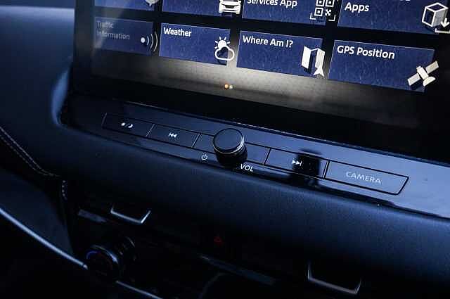 Nissan Qashqai 1.3 DIG-T MHEV N-Connecta SUV 5dr Petrol Hybrid Manual Euro 6 (s/s) (140 ps)