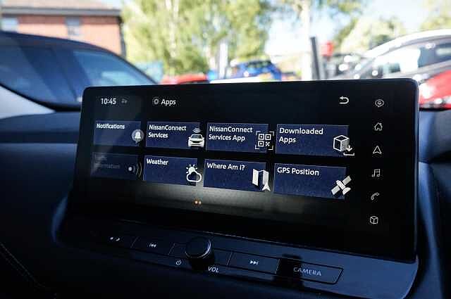 Nissan Qashqai 1.3 DIG-T MHEV N-Connecta SUV 5dr Petrol Hybrid Manual Euro 6 (s/s) (140 ps)
