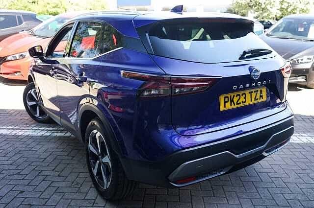 Nissan Qashqai 1.3 DIG-T MHEV N-Connecta SUV 5dr Petrol Hybrid Manual Euro 6 (s/s) (140 ps)