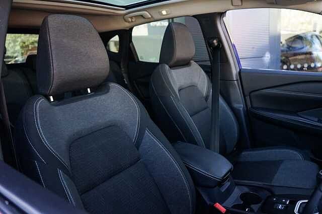 Nissan Qashqai 1.3 DIG-T MHEV N-Connecta SUV 5dr Petrol Hybrid Manual Euro 6 (s/s) (140 ps)
