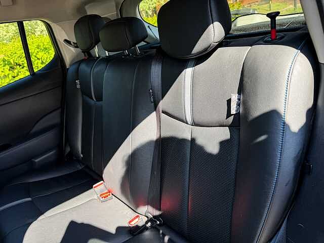 Nissan Leaf 39kWh Tekna Hatchback 5dr Electric Auto (150 ps)