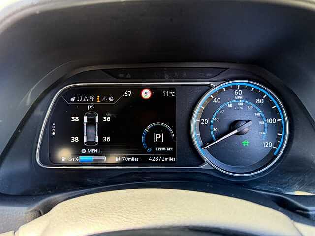 Nissan Leaf 39kWh Tekna Hatchback 5dr Electric Auto (150 ps)