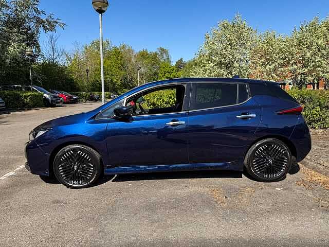 Nissan Leaf 39kWh Tekna Hatchback 5dr Electric Auto (150 ps)